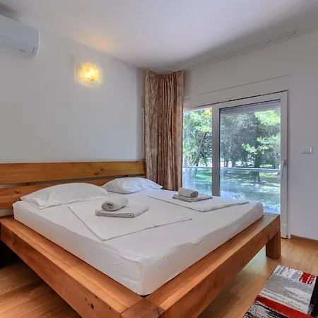 Rial 1 By Interhome * Fažana
