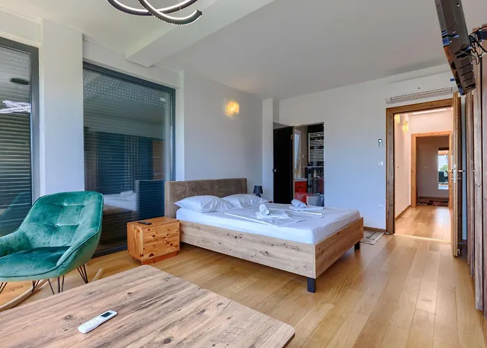 Vila Rial 1 By Interhome