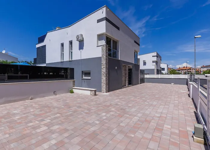 Villa Rial 1 By Interhome