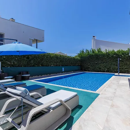 Rial 1 By Interhome Villa